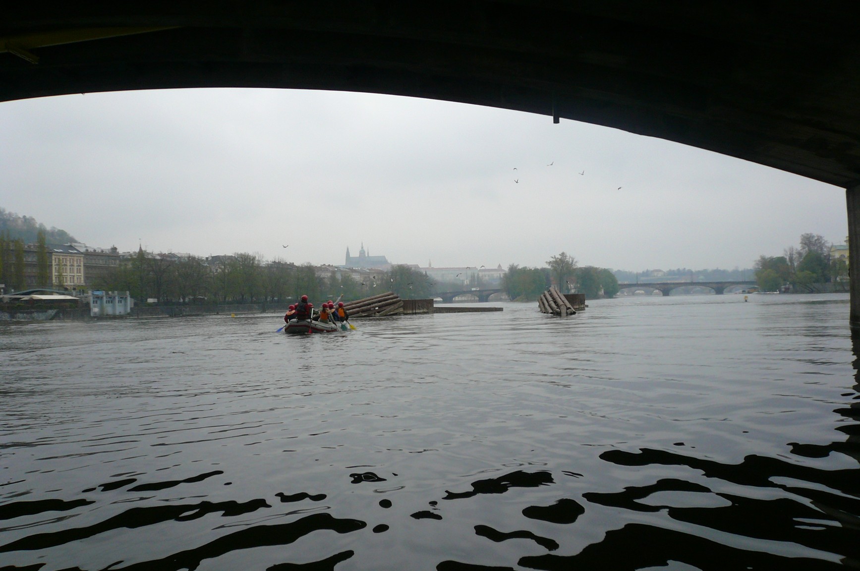 CAL 2008 04 Studna jez za vecera septa 26